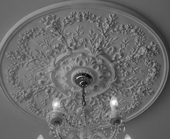 //www.fineartplasterwork.com/wp-content/uploads/2021/05/resources-caring-1.jpg